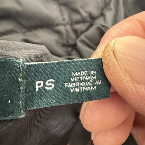 Ralph Lauren Women's Size PS Black Quilted Jacket Hidden Zipper/Button - Picture 10 of 15